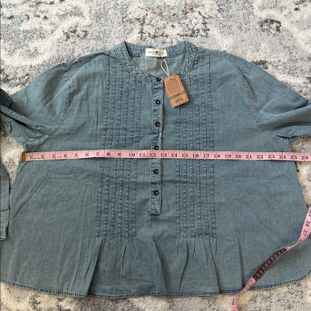Natural Life Denim Top - Picture 6 of 9